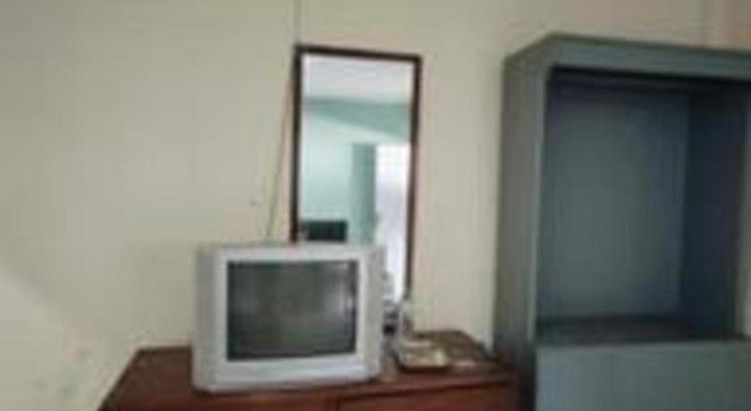 อเล็กซานเดอร์ โฮเต็ล เตกัล Hotel ภายนอก รูปภาพ